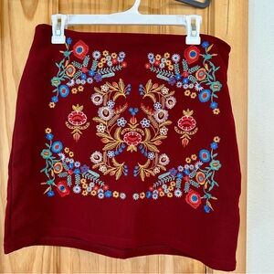 Embroidered Floral Mini Skirt XL